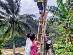 KKN Mahasiswa INAIS Berikan Pengadaan Lampu Penerangan Jalan Kampung Muara Pamijahan