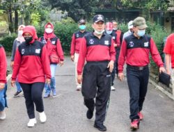 Ngatiyana Hadiri Gerak Jalan Sehat, Rangkaian HUT Kota Cimahi Ke-21 Tingkat Kecamatan