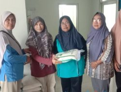 DPPKB Kabupaten Sukabumi Salurkan Beras Nutrizinc untuk Keluarga Berisiko Stunting